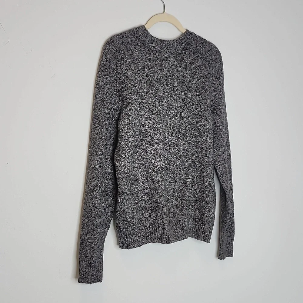 Size small Banana Republic, Gray heathered sweater.